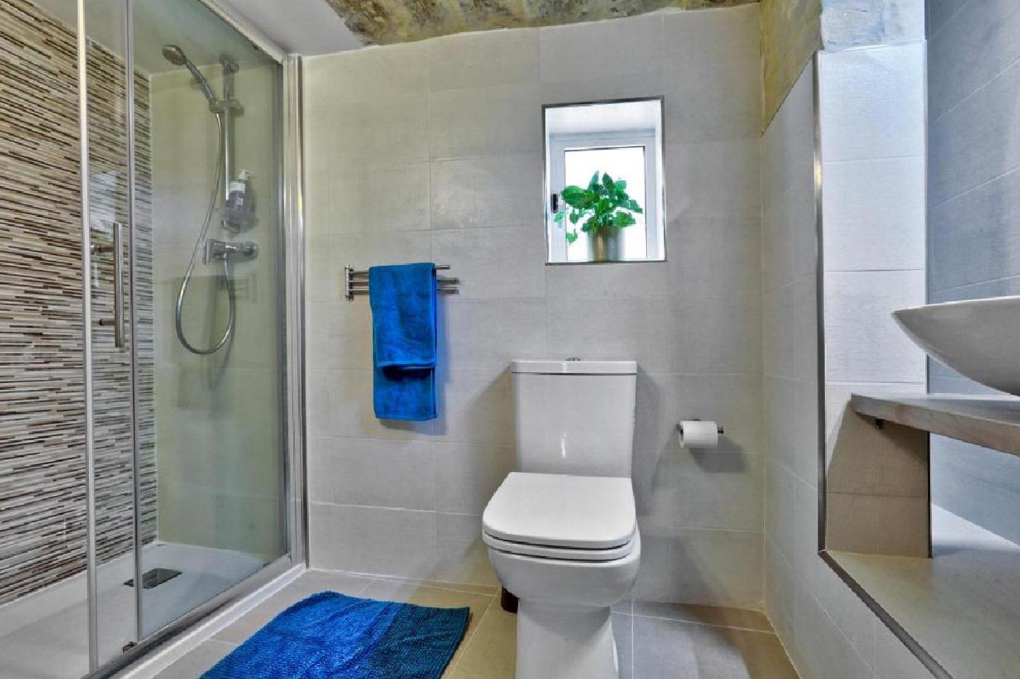 Exquisite 3-Bedroom Duplex Penthouse With Jacuzzi In Valletta Centre Екстериор снимка